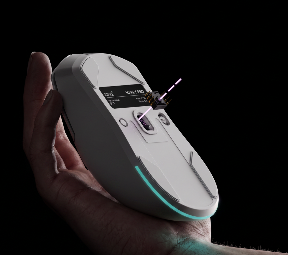 Harpy Pro held upside down showing the Instant A926 sensor